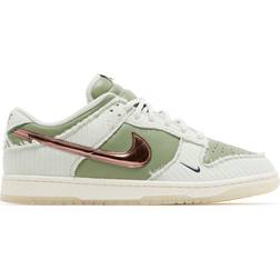 Nike Kyler Murray x Dunk Low M - Sea Glass/Sail/Oil Green/Rose Gold