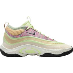 NIKE Cosmic Unity 3 - Barely Volt/Coconut Milk/Alchemy Pink/Anthracite