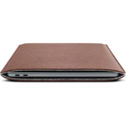 Woolnut Leather Sleeve -suojatasku 14&amp quot MacBook Pro, konjakki