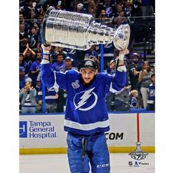 Fanatics Authentic Anthony Cirelli Tampa Bay Lightning Unsigned 2021 Stanley Cup Champions Raising Photograph