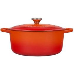 Le Creuset Signature with lid