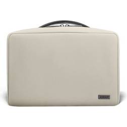 Away The Small Toiletry Bag in Salt White