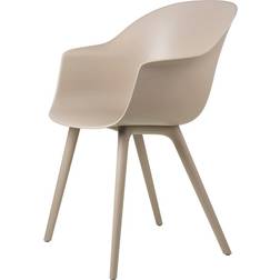 GUBI Bat New Beige Chaise de Cuisine 83cm