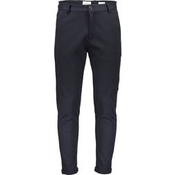Lindbergh Cropped Bukser m. Stretch Mand Chinos hos Magasin Navy Mix