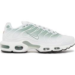 Nike Air Max Plus W - White/Mica Green/Black