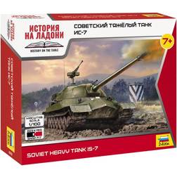 Zvezda Soviet Heavy Tank IS 7 1:100