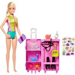 Barbie Marine Biologist Doll & Accessories Mobile Lab Playset HMH26