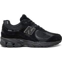 New Balance 2002R - Black/Black Metallic