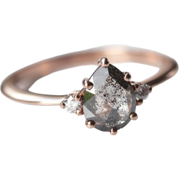 Capucinne Samantha Pear Ring - Rose Gold/Diamonds