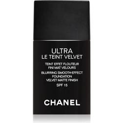 Chanel Ultra Le Teint Velvet SPF15 #50 Beige