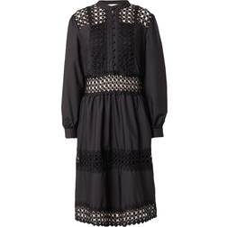 Sisters Point Neve Dr Dress - Black