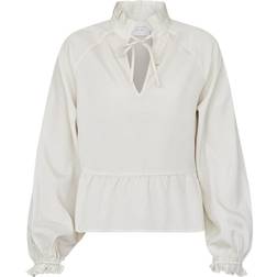 Sisters Point Vibina Long Sleeve Blouse - Cream