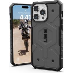 UAG Pathfinder MagSafe silver iPhone 15 Pro Max