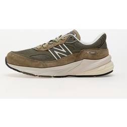 New Balance Unisex Made in USA 990v6 Green Leather