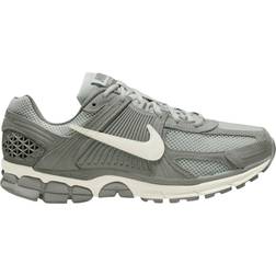 Nike Zoom Vomero 5 M - Dark Stucco/Light Smoke Grey/Phantom