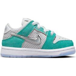 Nike April Skateboards x Dunk Low SB TD - Turbo Green/Metallic Silver/Turbo Green