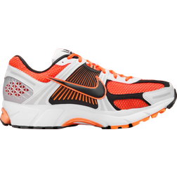 Nike Zoom Vomero 5 M - Total Orange/White/Metallic Platinum/Black