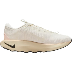 Nike Motiva W - Sail/Pale Ivory/Guava Ice