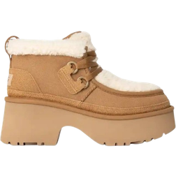 UGG Classic New Heights Lace Up - Chestnut