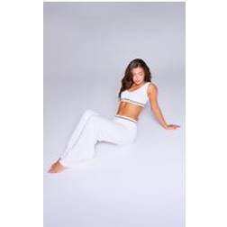 PrettyLittleThing Cream Seamless Ribbed Bra - White