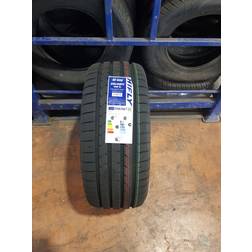 Hifly HF-820 225/45R17 94W XL Tyres