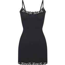 SKIMS Fits Everybody Lace Slip Dress - Onyx