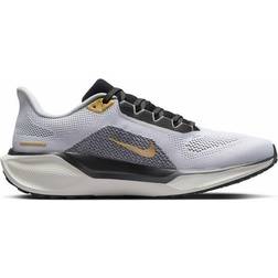 NIKE Zoom Pegasus 41 M - White/Metallic Gold/Light Smoke Grey/Black