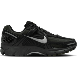 Nike Zoom Vomero 5 M - Black/Sequoia/Flat Pewter/Metallic Pewter