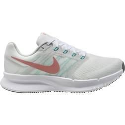 Nike Run Swift 3 W - White/Multi