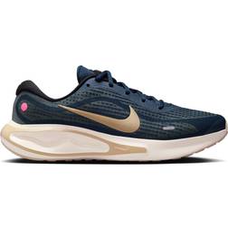 Nike Journey Run M - Armory Navy/Green Strike/Pale Ivory/Desert Khaki