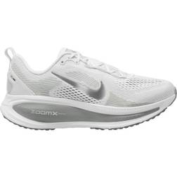 Nike Vomero 18 Women's Shoes - White/Metallic Silver/Photon Dust