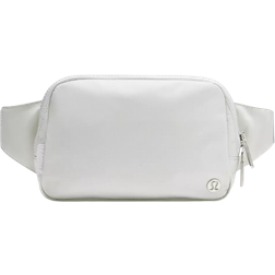 Lululemon Everywhere Belt Bag Large 2L - Vapor