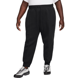 Nike Women's Sportswear Tech Fleece Mid-Rise Joggers Plus Size - Black