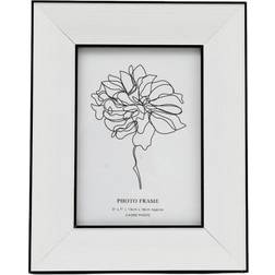 Geko Black Edge & White 4x6' Photo Frame