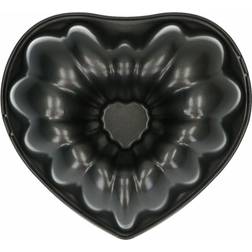 Wilton Heart Fluted Cake Pan