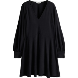 H&M Ladies Black Flared dress