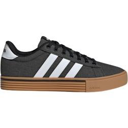 adidas Daily 4.0 - Core Black/Cloud White/Gum