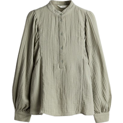 H&M Ladies Green Batwing-sleeved muslin blouse