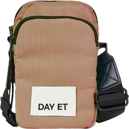 Day Et Gweneth RE-S Compact Mini Caribou