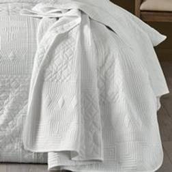 Catherine Lansfield Folkstone Geo Set 220cm x 230cm Bedspread White