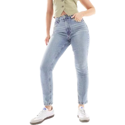 ASOS DESIGN Hourglass Mellanblå bekväma mom jeans smal passform