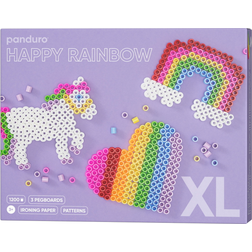 Panduro Rörpärlor XL Kit Happy Rainbow 1200 Stora Färgglada XL-Pärlor + 3 Pärlplattor