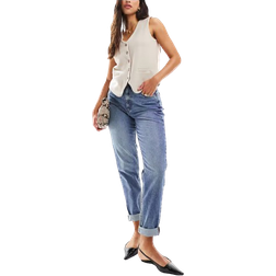 ASOS DESIGN Hourglass Avslappnade Mom Jeans - Mellanblå
