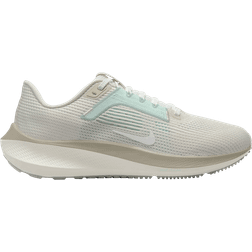 Nike Women's Pegasus Premium Running Shoes Phantom/White/Jade