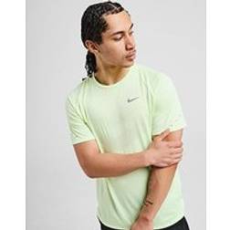 Nike Stride Dri-FIT ADV Kortermet Løpeoverdel - Gul