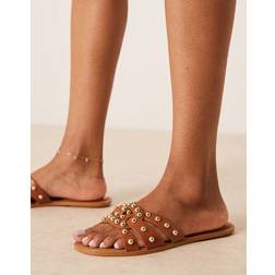 Glamorous Platta Sandaler Med Nitar - Bruna