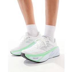 New Balance Fresh Foam X More v5 - Ljusblå/Vita