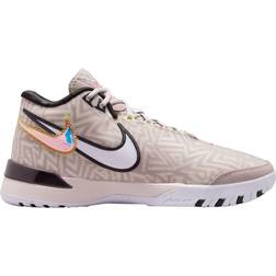 Nike LeBron NXXT Genisus - Platinum Violet/Amethyst Tint/Magic Ember/Off Noir
