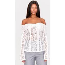 PrettyLittleThing Fitted Lace Flared Sleeve Bardot Top - White