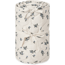 Garbo&Friends Blueberry Satin Quiltad Spjälsängsskydd 30x360 cm Beige